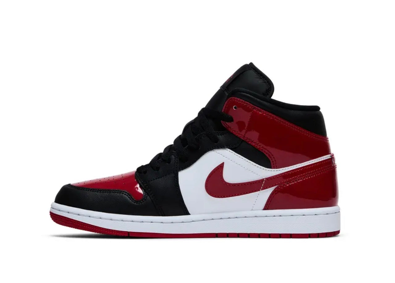 Nike Air Jordan 1 Mid SE Black Red White New Size 11